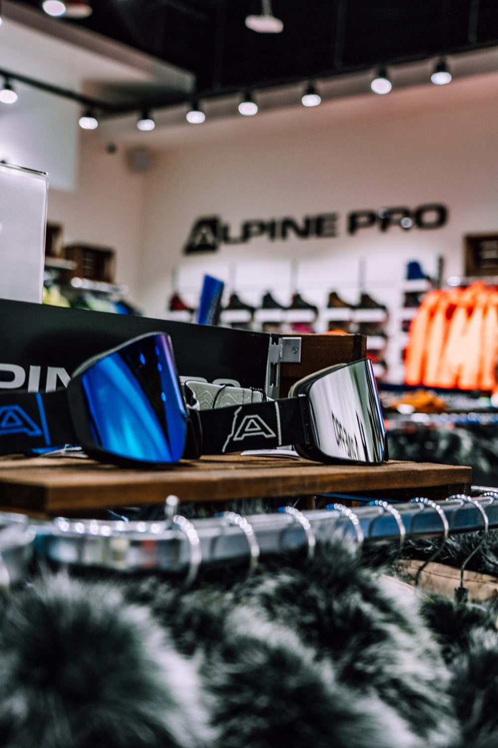 aplpine pro galeria amber