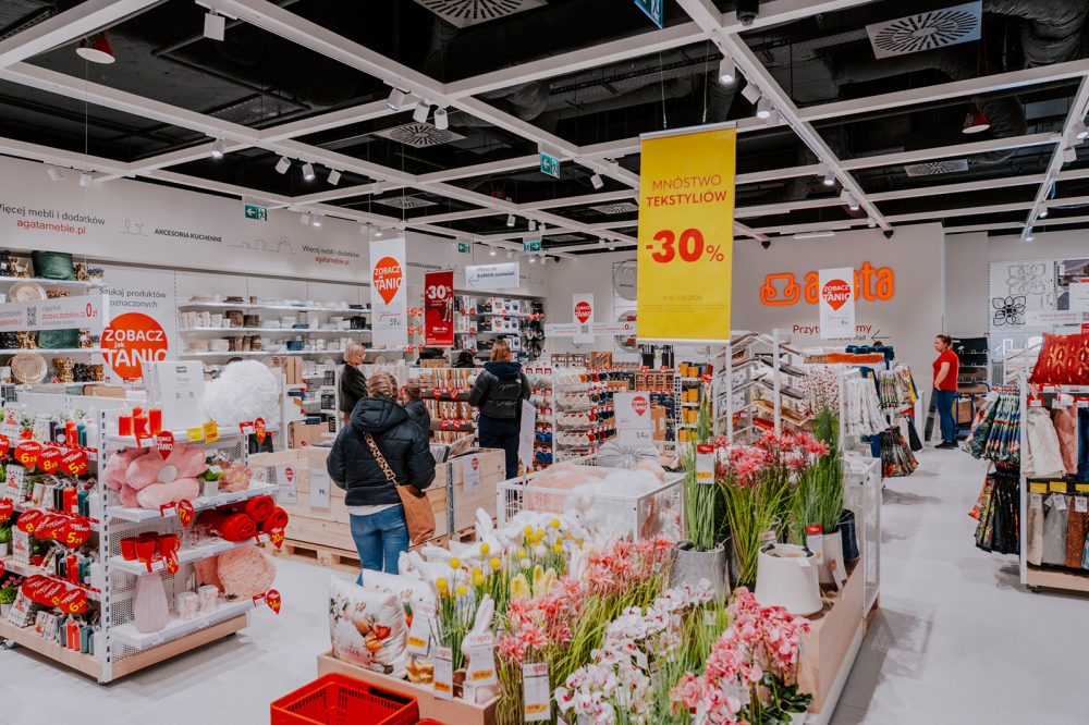 kwiaty i akcesoria w Agata meble