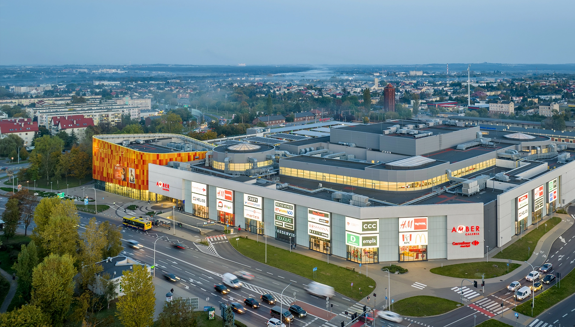 zdjęcie z lotu ptaka galerii amber